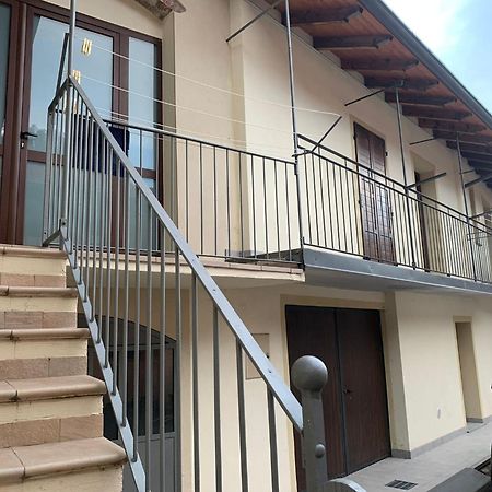 La Casa Di Nonna Pina Villa Roccasparvera Eksteriør bilde