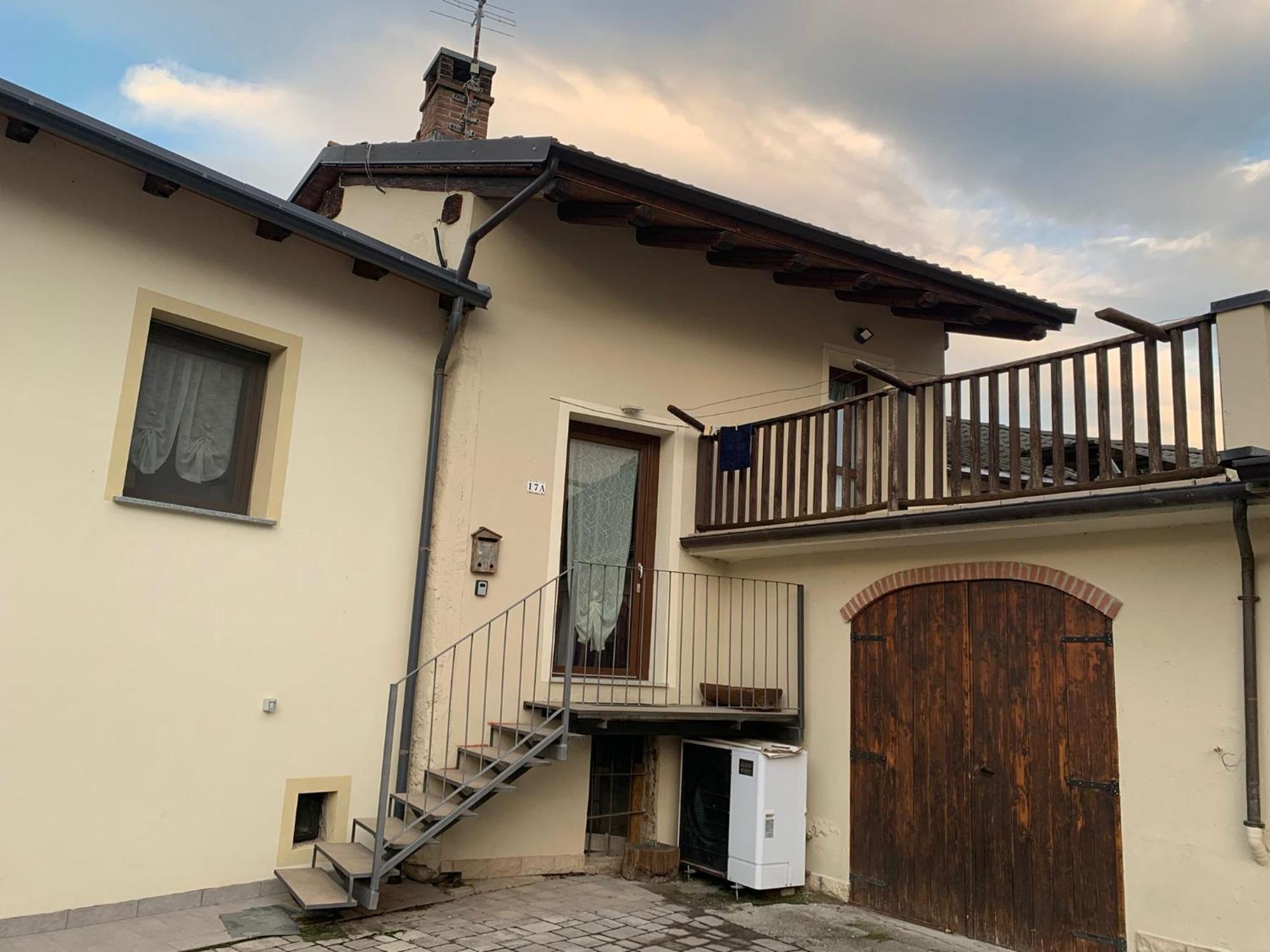 La Casa Di Nonna Pina Villa Roccasparvera Eksteriør bilde